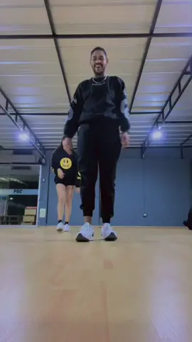 Hagamos el intento @joselin_adriana 🤣 #dance #trujillo #parati 