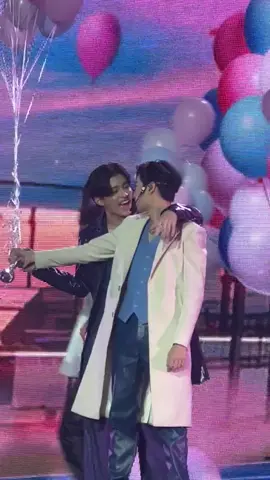 Nhỏ bong bóng năm nay làm tốt lắm #ppnaravit #phuwintang #pondphuwin #ปอนด์ภูวินทร์ #FFFCampingConcert #fishuponthesky #fyp 