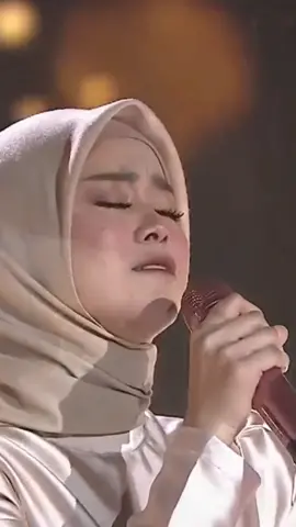 #lestiani #lestikejora #lestykejora #lestilovers #sumedang #lestiloversindonesia #darikamidenganhatiuntuklesti #habisgelapterbitlahterang #ratudangdut #penyanyidangdut #indosiar #fyp #fypシ #viral #gayadi