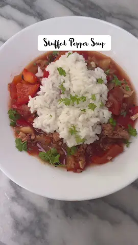 Stuffed pepper soup topped with rice 🥣 #soupseason #stuffedpeppers #stuffedpeppersoup #easysoup #souprecipes