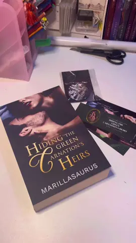 Finally!!! I got you!! Hiding the green Carnation’s Heirs 🥰😍 #unboxing #fyp  #4u #wattpad #BookTok #wattpadrekomendasi #tiktokph #bookrecommendations 