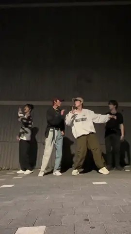 히비히비합🤟 #CRAVITY #크래비티 #앨런 #원진 #형준 #태영 #NEW_WAVE #PARTY_ROCK #Crush #RushHour #RushHourChallenge