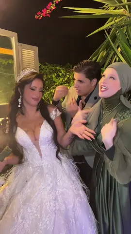 انصدمتو انو العروس شروق😂شوفو الفيديو للاخر وعملولو شير😅منشن للبنت يلي عرسها قريب😘انستغرامي:mido_krdi😁شوفو الستوري ضروري#محمدكردي #جنىgh #الأميرة @الأميرة 👑 @shrouqsunshine @drfood.worldwide 