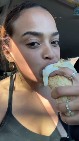 Burrito & comment anything ill reply #DidYouYawn #burrito #burritomukbang #chipotle #chipotleburrito #chipotleburritobowl #chipotlemukbang #burritotime 