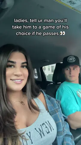 did he earn his tickets or did he fail??? #couplecomedy #funny #nfl #nflsunday  #footballseason #tombrady #buccaneers #passorfail 