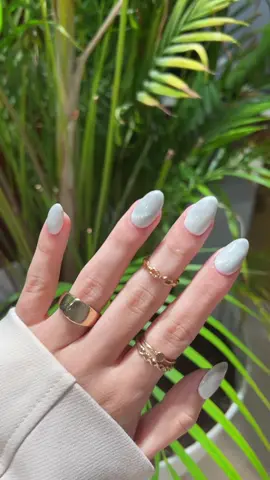 Hair and nails by topcoatnailspa 🤍 thoughts on this nail trend? #kuwait #fyp #velvetnails #magneticnailpolish