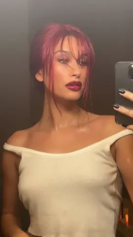 🦇♥️ @leahdarcymakeup 