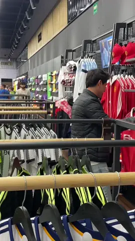 Atínale al precio en la primera tienda de @cultofutbol 👀⚽️ #futbol #TikTokDeportes #parati #fyp 