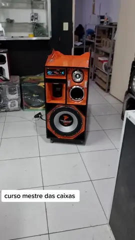 Caixa bob jbl tornado 5600 pressão #caixabob #som #somautomotivo_no12 #caixabobesponja #somresidencial #marcenariacriativa #somforte #caixaacustica ##somautomotivo #som 