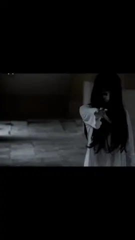 suara nangis kuntilanak