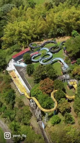 Le bon vieux temps Aqwaland , Le Carbet martinique #martiniquetourisme #dronemartinique #martinique #martiniquefwi #martiniquemagnifique #martiniquelifestyle #martiniqueisland #*martiniquemerveilledumonde #igmartinique #martiniquedecouverte