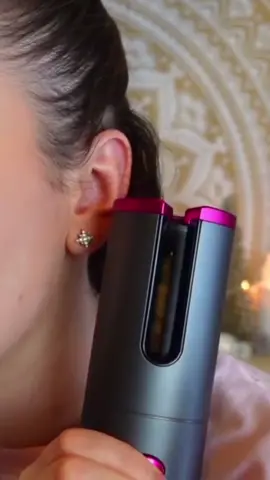 Das perfekte Weihnachtsgeschenk #curlyhair #lockenstab #neu #viral #fyp #foryoupage #fürdichseite #foryou #fürdich #trend 