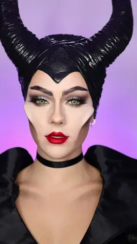 MALEFICENT 🖤 #cosplay #maleficent #disneymakeup #disneyvillain 