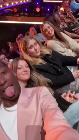 New cut who this and dancing with the stars supporting our girls 