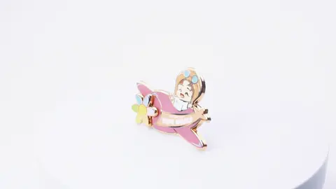 Cute and shiny~~Glitter badge who can not love?💕#lollipopins #glitterbadge #enamelpin