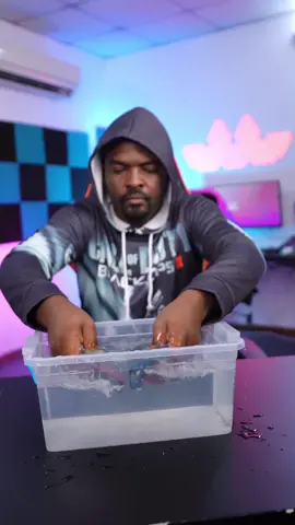 Water Test Gone Wrong #iphone #iphonephotography #iphone14 #samsung #samsunggalaxy #valorreviews 