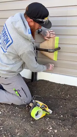 Just a quick spray for this gas line, I’m just using tremclad. I’ll do a couple coats. • I’m trying not to let the little exterior jobs carry over winter because we all know those tend to linger longer then they should . . . #tools #paint #painting #painter #satisfying