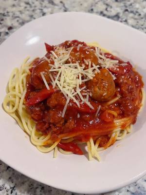 #filipinostylespaghetti #filipinostyle #foodies #foods #food #instafood #dinner #spaghetti #meatballs #bananasauce #bananaketchup  #pasta #food #yum #yummy #foodies #filipinospaghetti #filipinofood
