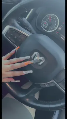 Driving my mans truck is such a vibe 😩🤩🤩🤩