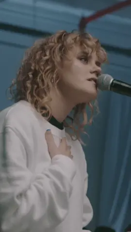 I’m safe in Your love 🤎 #worship #fyp #christiantiktok #hillsong #music 