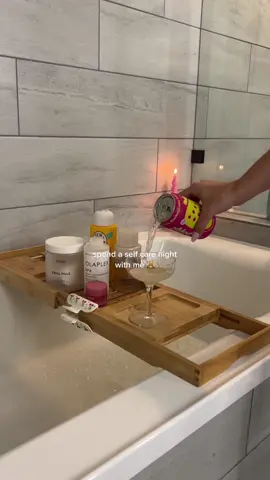 these nights are the best🫧🧸 #thatgirl #pinkpilatesgirl #wellnesstiktok #wellnesstips #morningroutineaesthetic #HealingJourney #wellnesslifestyle #minivlog #dayinthelife #healingtiktok #wellnesstok 