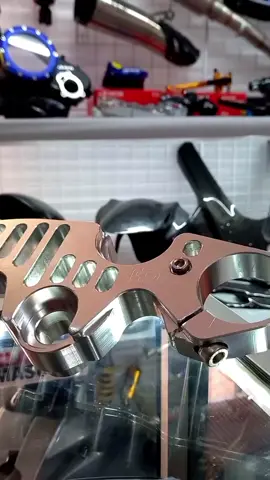 Triple clamp r25 racepro #kymodified #racunlucu #fyp #racepro #DidYouYawn #r15 