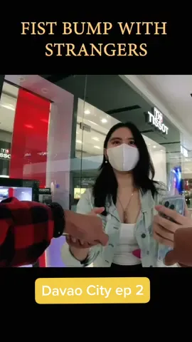 Fist bump with random Strangers |#foryoupage #stranger #mindanaotiktokers #philippines #smile #street #walker 