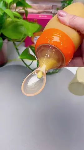 Rice paste spoon milk bottle silicone spoon#goodthing #baby #security #tiktok