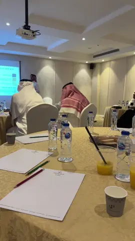 اجتماع شراكه مؤسسه صروح الضاحيه للخدمات العقاريه مع بنك الاهلي #فندق_سروات_بارك 