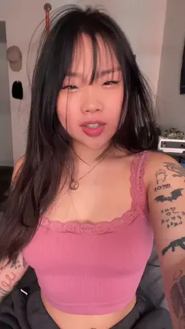 who wants more content of my pets lol or what kinda content do you guys want from me 🫶🏼🫶🏼🫶🏼 #fakebody  