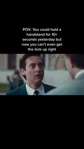 Anyone relate? #fyp #handstand #calisthenics 