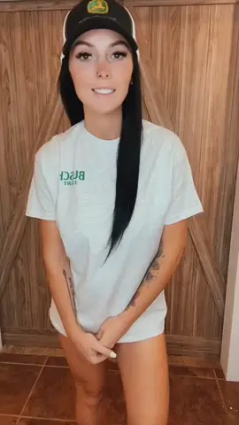 #countrytok #countrygirl #bushlight #brunette 