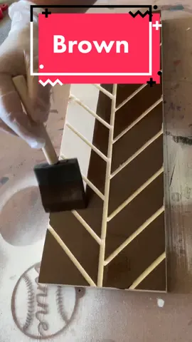 Brown stain #satisfying #woodtok #asmr #satisfyingvideo 
