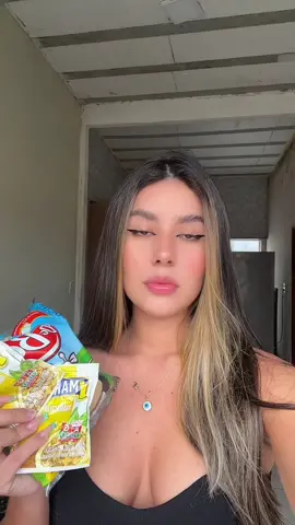 n bote no congelador, fica com gosto de carne 