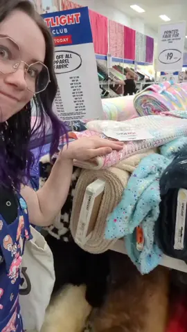 I just wanted an excuse to touch all the soft fabric #foryou #fyp #ratethings #Vlog #aussie 