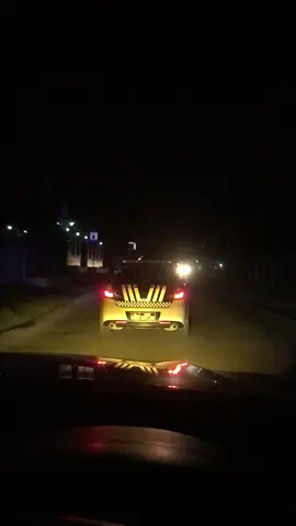 menjauh dari yg tidak pasti#patwalpolisi #satsetsatset #semangatduniatiputipu 