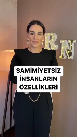 Muhtemelen sizin de etrafınızda çoktur bu samimiyetsiz insanlar. 🤗 #psikoloji #psikolog #samimiyet