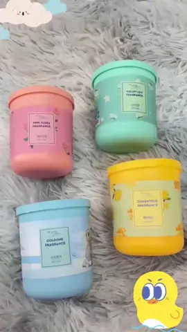 SÁP THƠM PHÒNG KHỬ MÙI PHÒNG NGỦ NHÀ VỆ SINH 190G ------------------------------------------------- 🔹 Mô tả sản phẩm: - Sản phẩm sáp thơm phòng có các thành phần từ tự nhiên, an toàn với sức khỏe người sử dụng - Sáp thơm phòng có thể sử dụng trong nhà vệ sinh, phòng ngủ, toilet, ô tô... tạo cho không gian sống mùi hương tinh khiết, thư giãn và dễ chịu - Đồng thời sáp thơm giúp khử mùi hiệu quả, tạo mùi thơm cho không gian thoáng dễ chịu 🔹 Mùi hương: Xanh lá, hồng, vàng, tím 🔹 Trọng lượng: 190gr 🔹 Hướng dẫn sử dụng: Dùng kim chọc vào các phần hở ở trên nắp của hộp hoặc khoét lỗ để điều chỉnh hương thơm sao cho khuếch tán