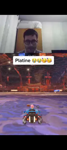 Le platine après 100h de jeu 😭😭😭😭 #fyp #rocketleague #rlclips #rlfrance #rocketleaguefr 