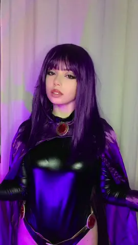 Back w ravens cosplay :p  #raven #ravencosplay #teentitans #teentitanscosplay #cosplay #raventitans #titanscosplay #foryou #fyp #Halloween2022 #halloweencostume 