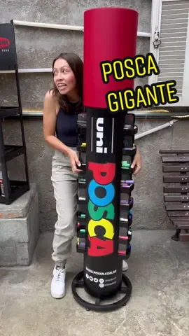 A maior caneta do MUNDO! O que eu desenho com ela? #arte #desenho #posca #diadosprofessores #umacoisasobremim #DidYouYawn #papelaria