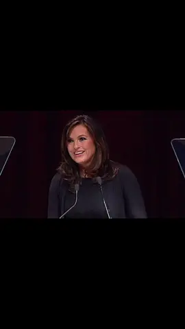 [tw: sa] one of my favorite speeches of hers 🤍 #joyfulheartfoundation #mariskahargitay #lawandordersvu #oliviabenson #activist #saawareness #dvawareness 
