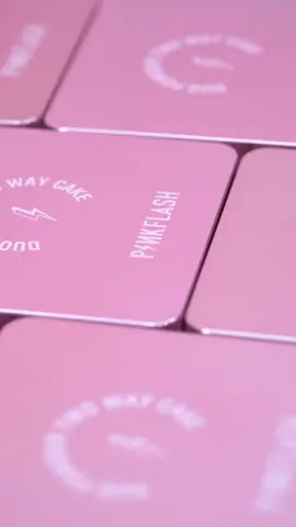 #More&More Mattifying Flawless Two Way Cake Powder.😜 #pinkflash #pinkflashbeauty #compactpowder #makeuphacks #ZonaCantik #SecretGlowing #ResepGlowUp 