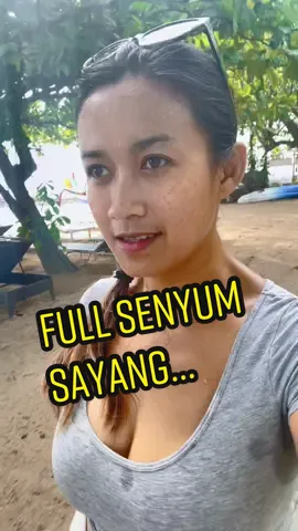 Pagi-pagi udah keringetan gobyos… gimana kalau diatas… 