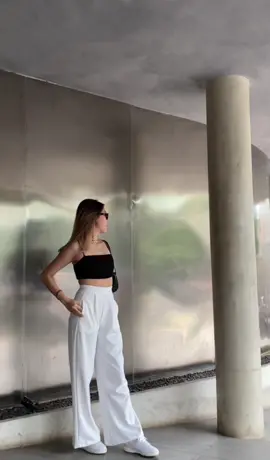 back in stock!! White Torry Pants🤍 #MAKUKUBestGiftOfLove #fyp #pantsmusthave #racunintiktok 