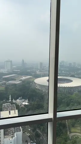 View std madya gbk at harris hotel fx sudirman😍 Cocok bgt untuk carat staycation disini 👍🏻 