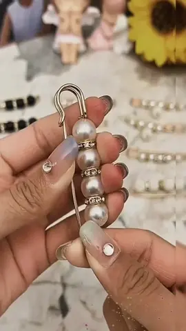 Fashion Pearl Brooch Ladies Pin Fixed. #fashion 