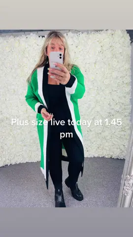 #plussize #plus #fashion #fashiontiktok #live #shopping 