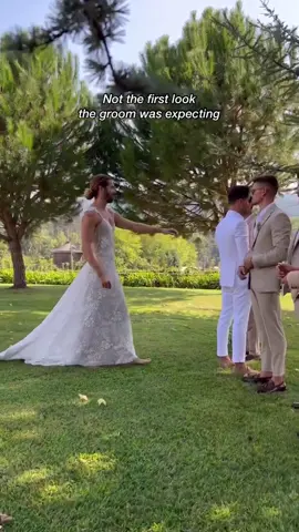 Let’s just say the groom was not expecting this surprise 🤣 @mariefeandjakesnow   #wedding #prank #weddingtiktok 
