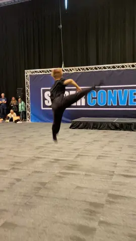 Isak Danielson - Love Me Wrong   #isakdanielson #contemporarydance #lyricaldance #fyp #foryoupage #dance #dancer #choreography #viralvideos 